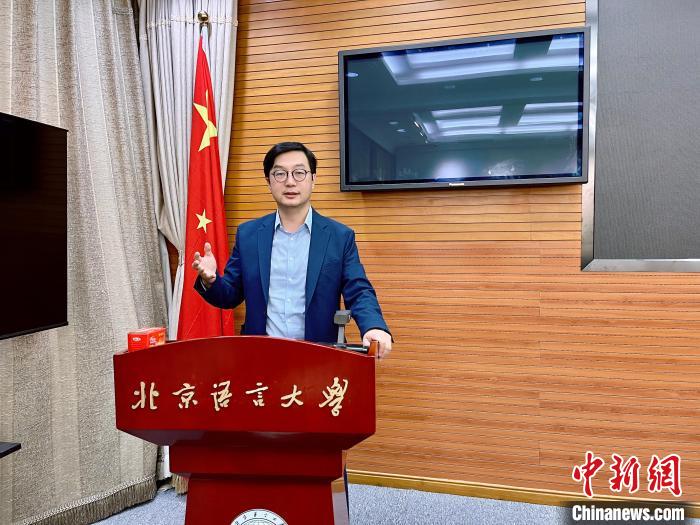 圖為何建宗。　張曉曦 攝