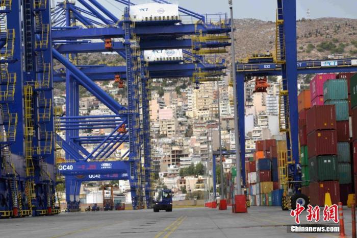 比雷埃夫斯港項目作為中國希臘共建“一帶一路”合作的旗艦項目，受到社會各界廣泛關(guān)注。 <a target='_blank' href='/'><p  align=