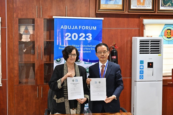 浙江師范大學(xué)非洲研究院與尼日利亞古紹研究所續(xù)簽戰(zhàn)略合作協(xié)議。浙江師范大學(xué)非洲研究院供圖