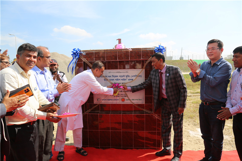 孟加拉國首個(gè)海陸一體化超大型石油儲(chǔ)運(yùn)工程落成儀式。中石油管道局供圖。