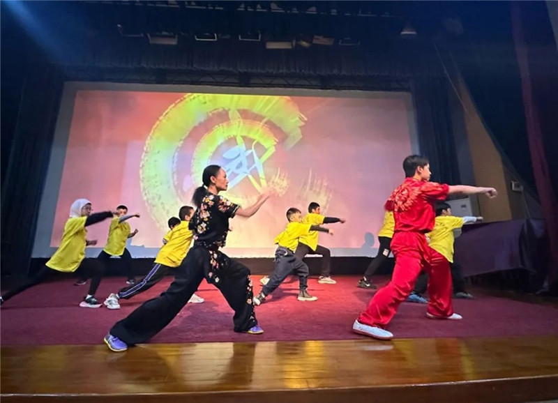 圖為2023“中華文化大樂園—埃及開羅營(yíng)”閉幕式活動(dòng)現(xiàn)場(chǎng)。主辦方供圖