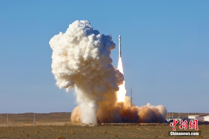 圖為發(fā)射現(xiàn)場。 王海霞 攝