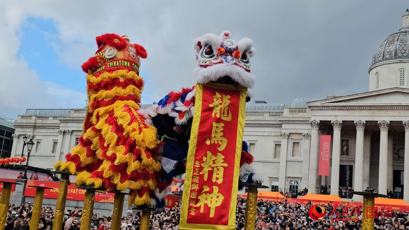 倫敦新春慶典現(xiàn)場。人民網(wǎng) 郭錦標(biāo)、楊浩鵬攝