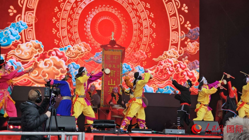 倫敦新春慶典現(xiàn)場。人民網(wǎng) 郭錦標(biāo)、楊浩鵬攝