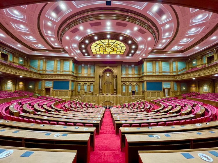 第1視點(diǎn)丨這兩座大樓，見(jiàn)證著中塔友誼