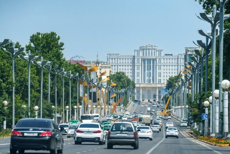 第1視點(diǎn)丨這兩座大樓，見(jiàn)證著中塔友誼