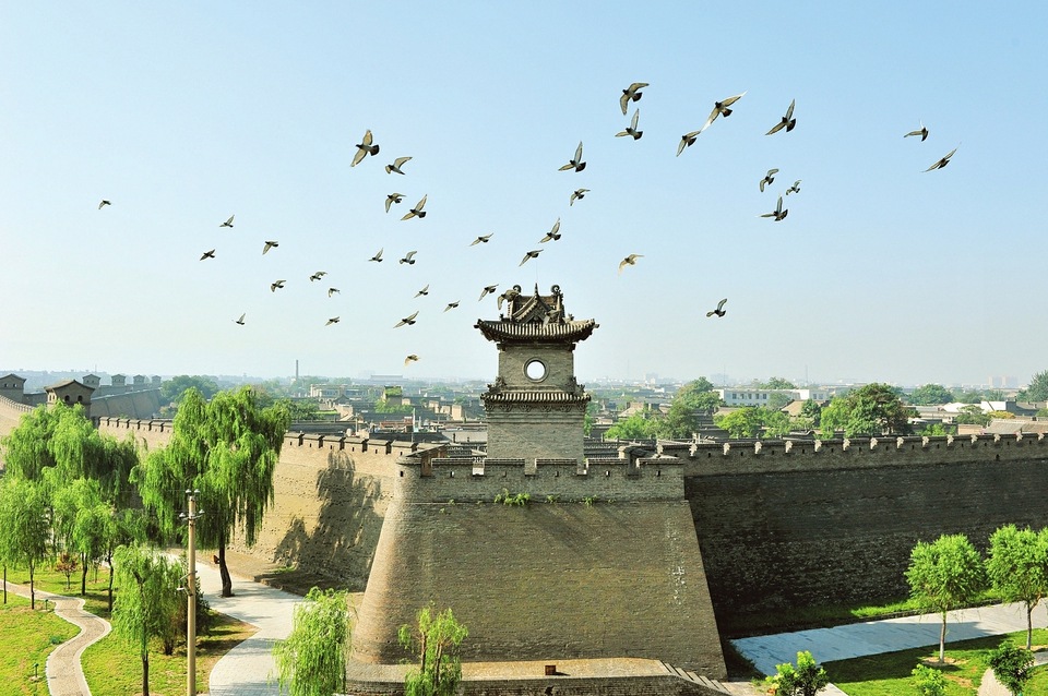 平遙古城在保護(hù)與傳承中煥發(fā)盎然生機(jī)。本報(bào)通訊員攝