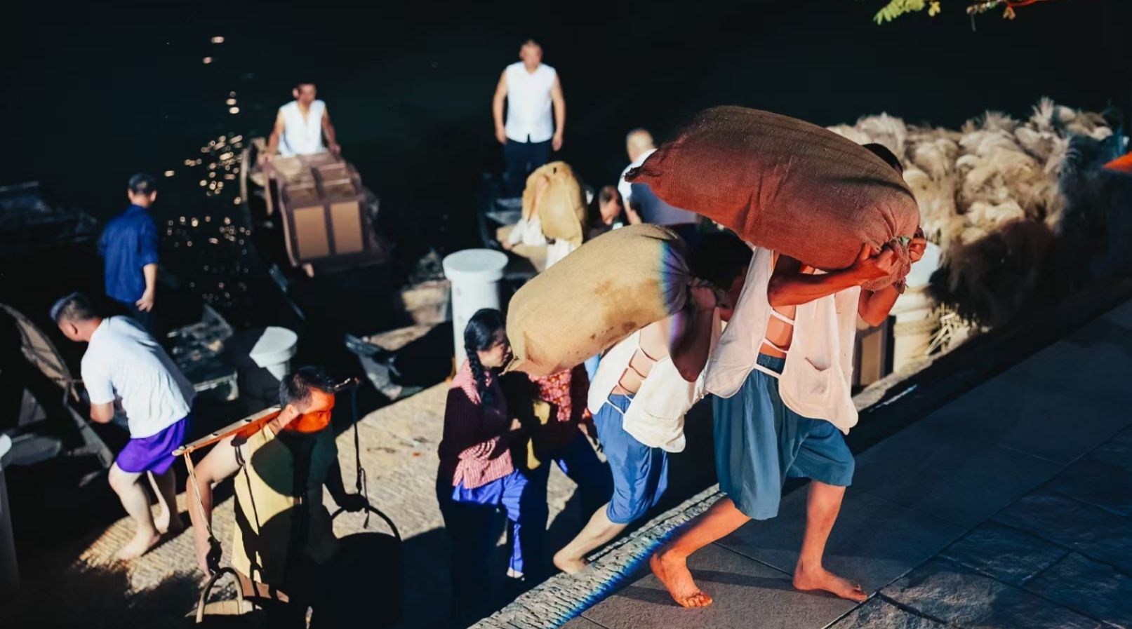 現(xiàn)場(chǎng)重現(xiàn)老碼頭商貿(mào)繁榮盛況。主辦方供圖