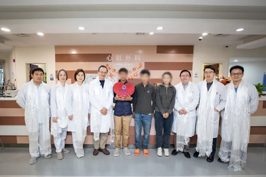 17歲少年咳嗽發(fā)熱15天，找不到感染原因！一查心臟更嚇人！上海醫(yī)生出手→