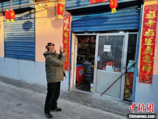 圖為犯罪嫌疑人指認(rèn)現(xiàn)場(chǎng)?！∏嗪Ｊ」矎d森林警察總隊(duì)刑偵治安支隊(duì)供圖