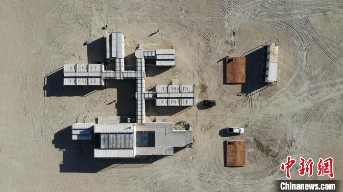 圖為無人機航拍火星營地?！O睿 攝