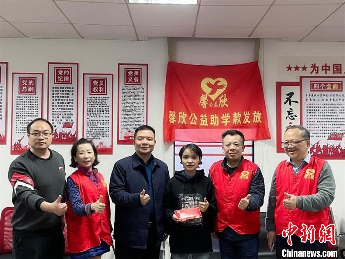 在湘求學(xué)的西藏女孩：“我淋過雨，也想努力為別人撐把傘”