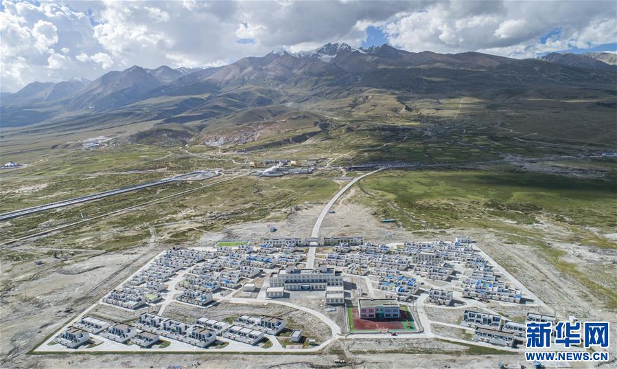 （新華全媒頭條·走向我們的小康生活·圖文互動(dòng)）（1）扎西德勒，我們的新家園——西藏易地扶貧搬遷搬出幸福美好新生活