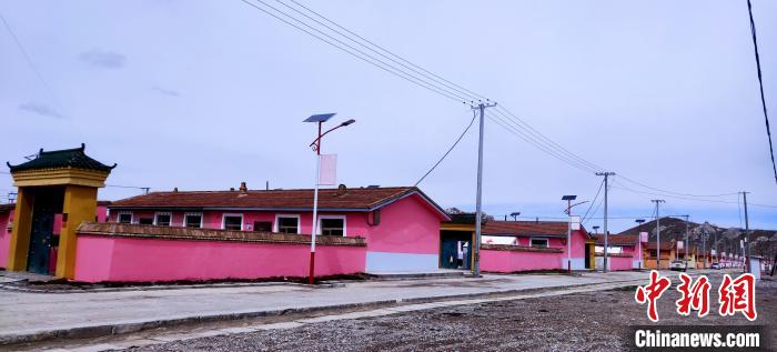 青?，敹嗳嫱瓿傻卣鹗転?zāi)群眾農(nóng)房維修加固工作