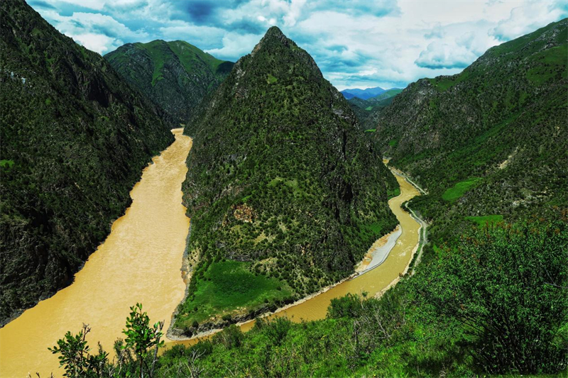 三江源美景。圖片來源：農(nóng)牧民大自然攝影隊