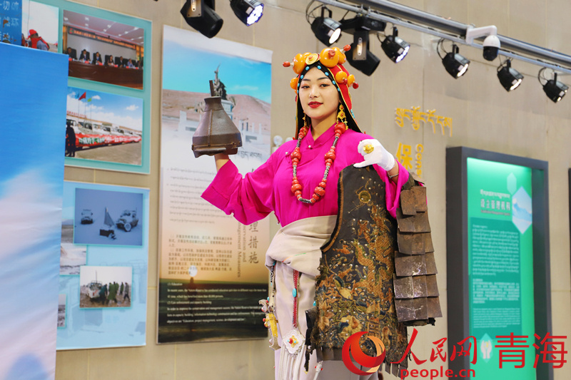 藏品展示。人民網(wǎng) 楊啟紅攝