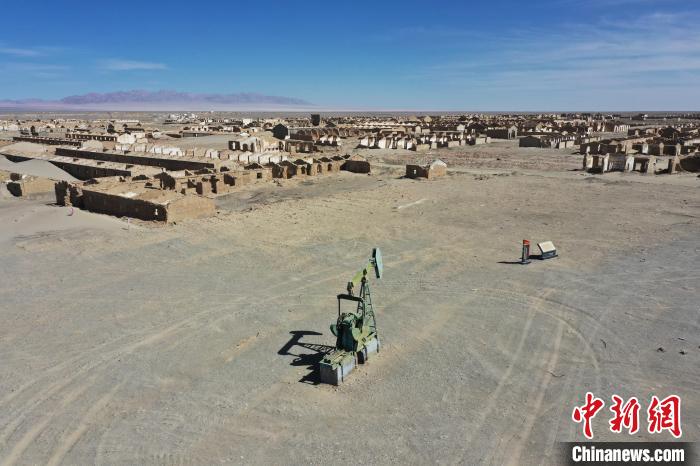 航拍青海省海西蒙古族藏族自治州茫崖市冷湖石油工業(yè)遺址保護(hù)區(qū)?！●R銘言 攝