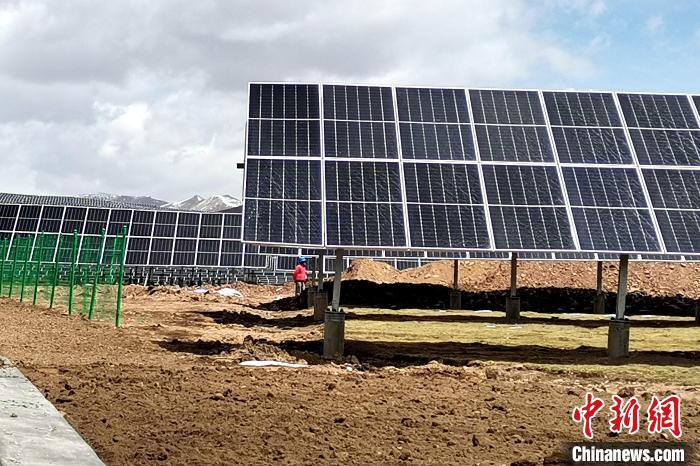 采煤區(qū)變“光伏園”高原“海濱藏城”實現綠色轉型