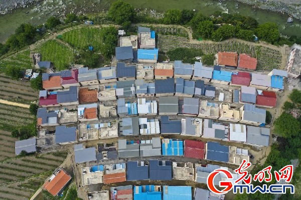 我們的家園｜小蘋果帶動大產(chǎn)業(yè)，帶你看看這座阿壩州小村的鄉(xiāng)村振興新模式