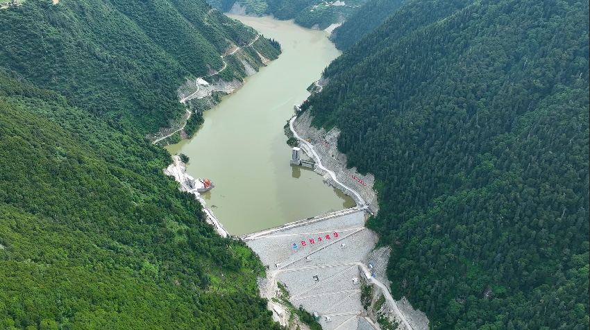 航拍巴拉水電站。四川足木足河流域水電開發(fā)有限公司供圖