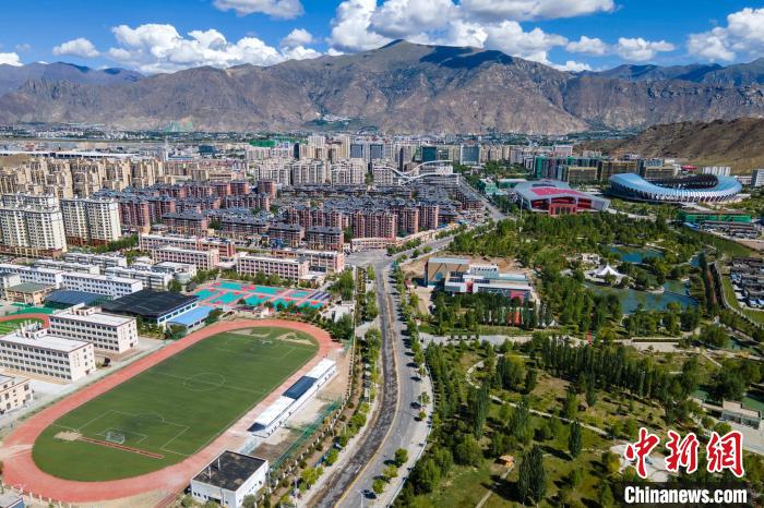 圖為西藏拉薩柳梧新區(qū)?！〗w波 攝