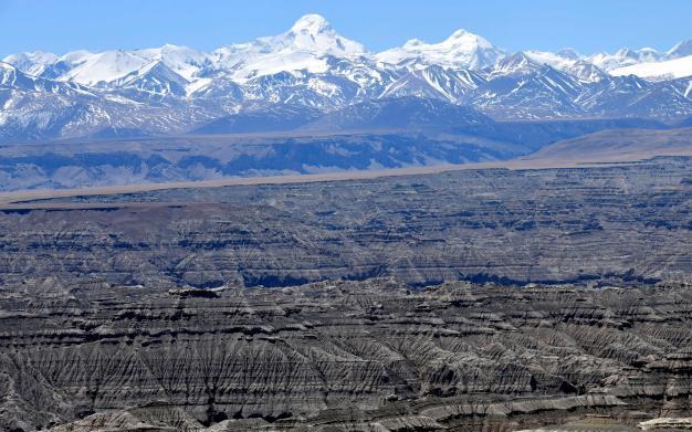 4月5日，西藏阿里札達(dá)土林?！±盍?攝