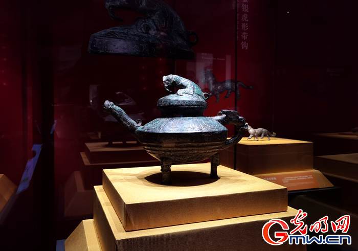 【新春走基層】視頻丨虎年看虎展！來國博感受虎文化